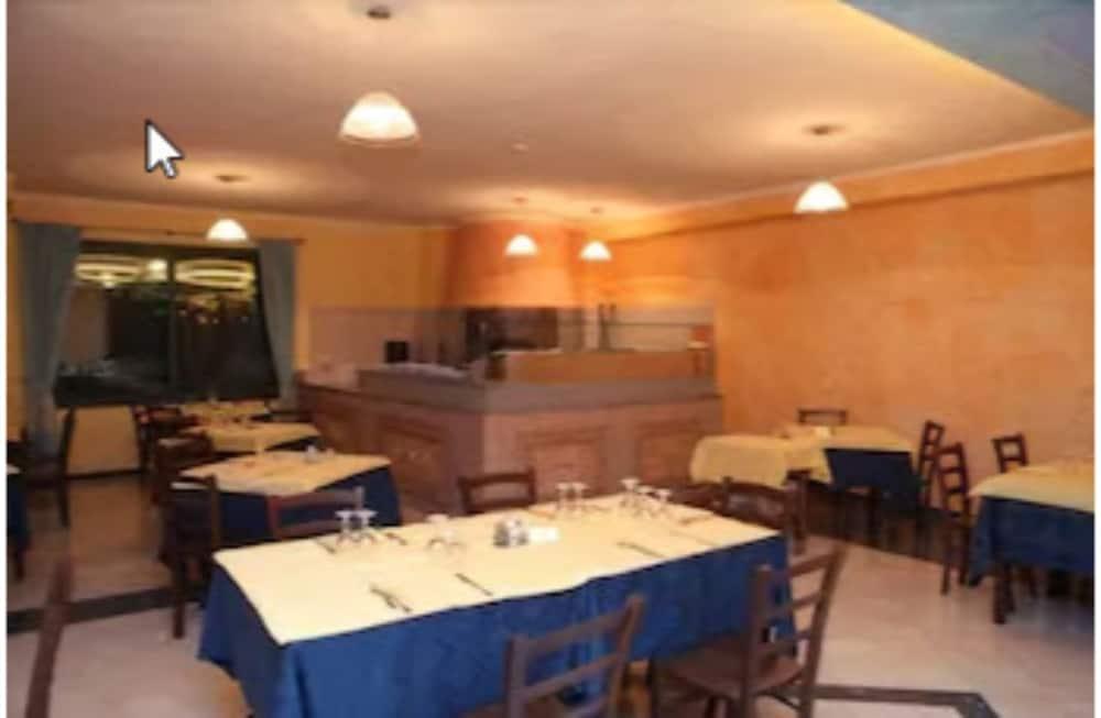 Hotel Baia Marina Orosei Eksteriør bilde