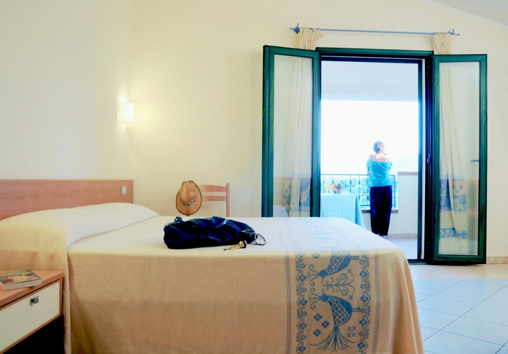 Hotel Baia Marina Orosei Eksteriør bilde