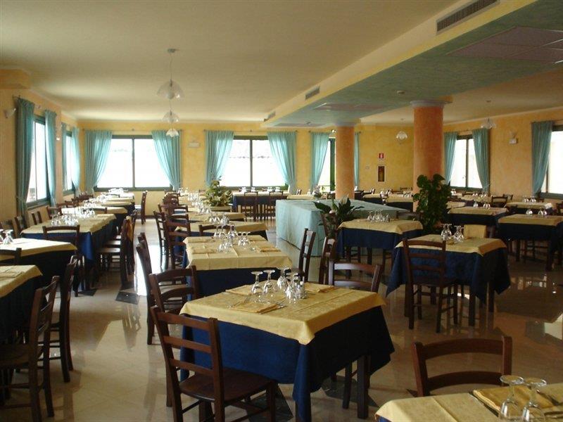 Hotel Baia Marina Orosei Eksteriør bilde