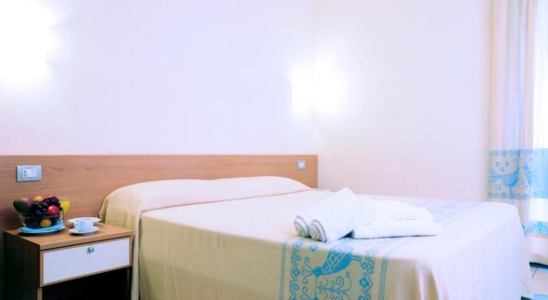 Hotel Baia Marina Orosei Eksteriør bilde